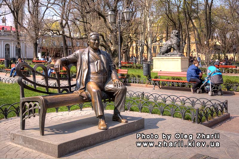 Odessa, Monument Leonid Utesov