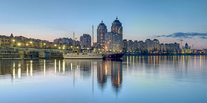 [en]Kyiv, Obolon Riverfront[ru]����, ������c��� ����������