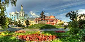 [ru]����, ������������ �������, �������� ������� ������������[en]Kyiv, Kontraktova Square, Monument to Hetman Sagajdachnyi