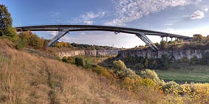 [ru]�������-����������, ���� ������� ����[en]Kamyanets-Podilskiy, Bridge Fallow Deer