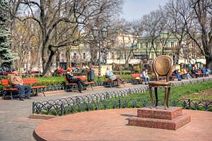 [ru]������, �������� 12-�� �����[en]Odessa, Monument to the 12th Chair