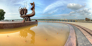 [ru]����, �������� ����������� ������[en]Kyiv, Monument to the Founders of the City