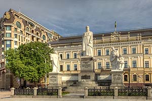 [ru]����, �������� ������� �����[en]Kyiv, Monument to the Princess Olga