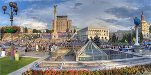 [ru]����, ������ ������������[en]Kyiv, Maidan Nezalezhnosti