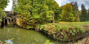 [en]Park Sofiivka, Fetida Grotto[ru]���� ��������, ���� ������
