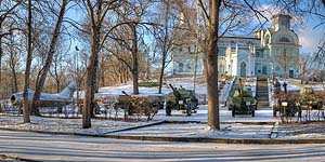 [ru]�������-�������������, �����[en]Korsun-Shevchenkovskiy, Museum