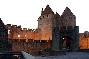 [en] Carcassonne[ru]Каркассон